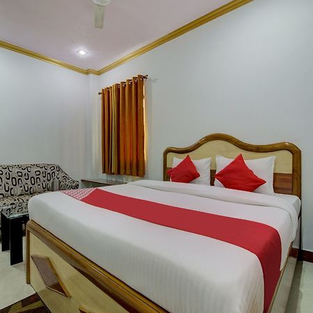Oyo 4275 Hotel Sunraj Residency Ráncsí Kültér fotó