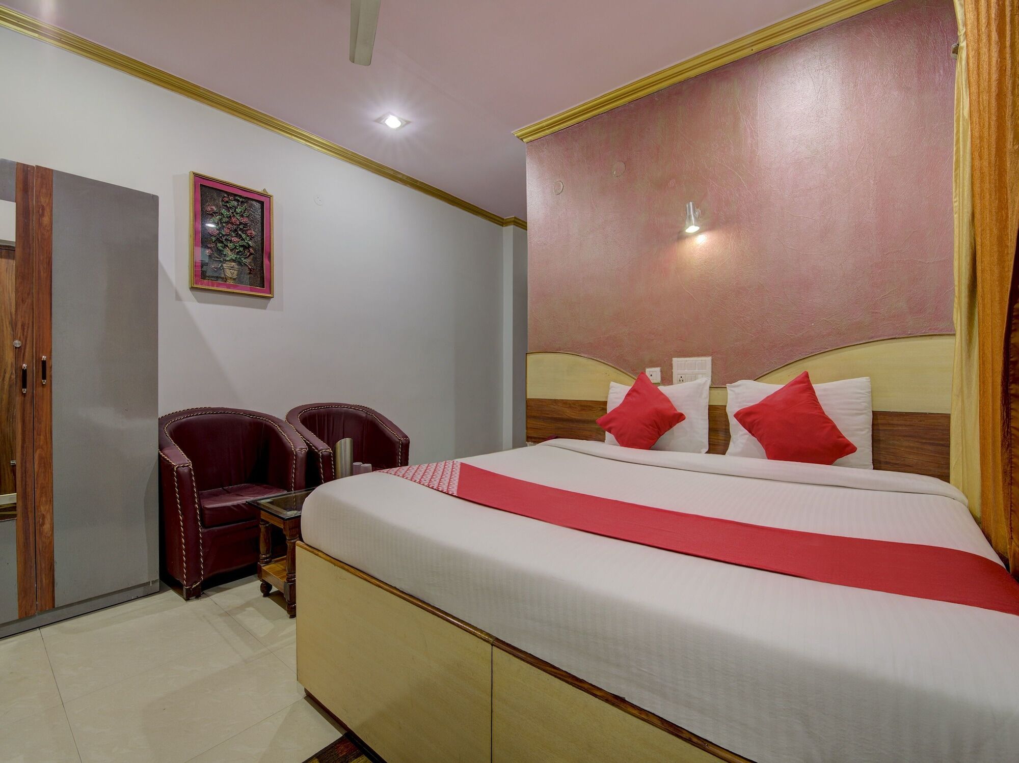 Oyo 4275 Hotel Sunraj Residency Ráncsí Kültér fotó